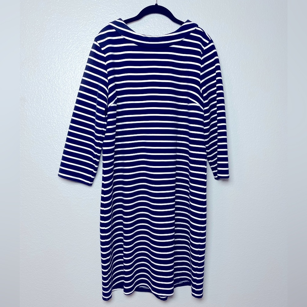 Navy and White 3/4 sleeve Shift Dress with Cowl Neck Collar